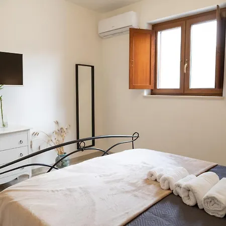 Pietra Rosa Apulian Home Альберобелло