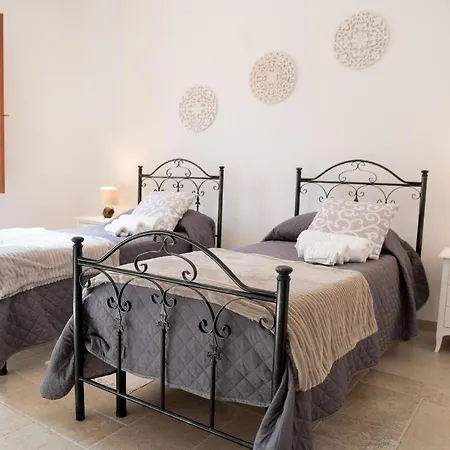 Pietra Rosa Apulian Home 5* Альберобелло