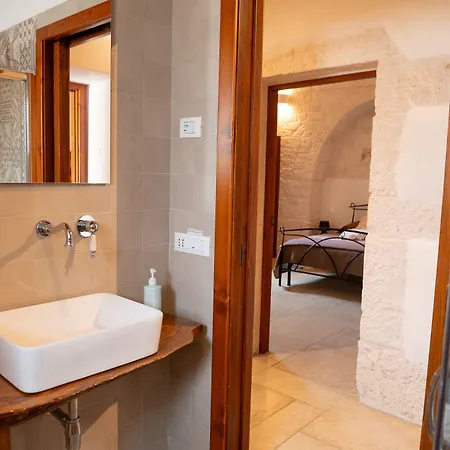 Pietra Rosa Apulian Home Альберобелло