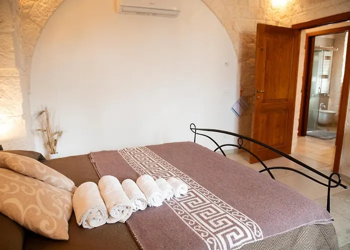 Pietra Rosa Apulian 4* Alberobello