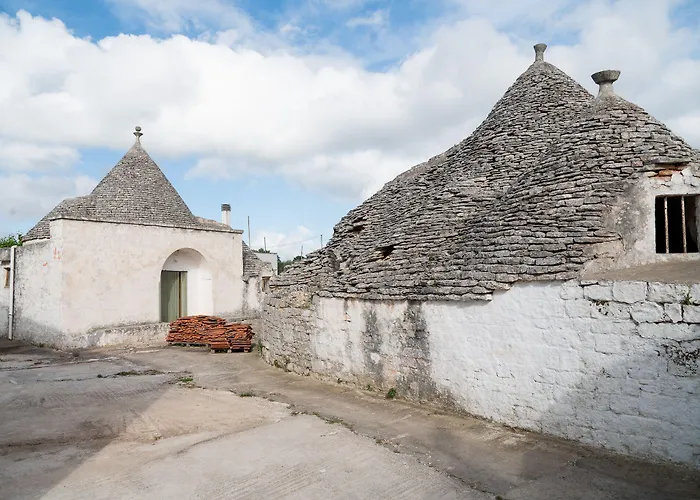 Pietra Rosa Apulian 4*