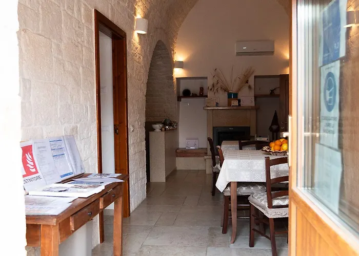 Pietra Rosa Apulian Konukevi