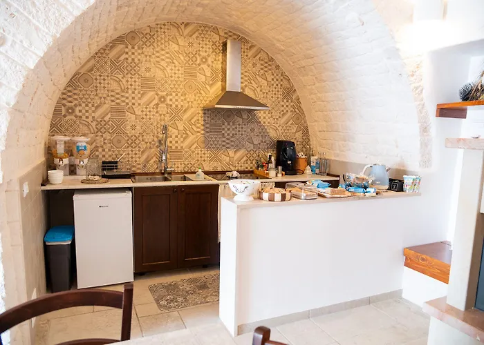 Pietra Rosa Apulian Alberobello