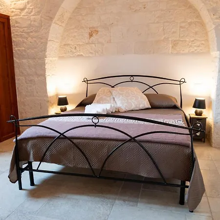 Pietra Rosa Apulian Home Gasthuis