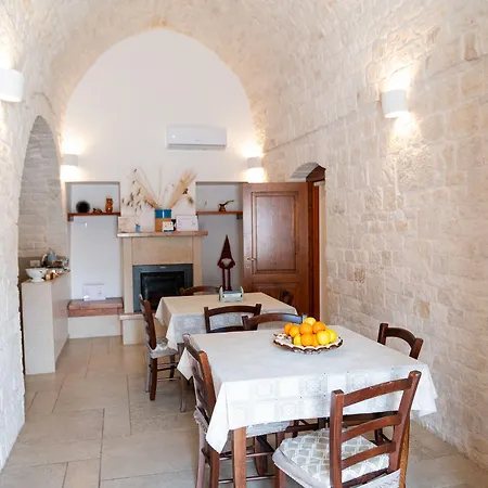 Pietra Rosa Apulian Alberobello