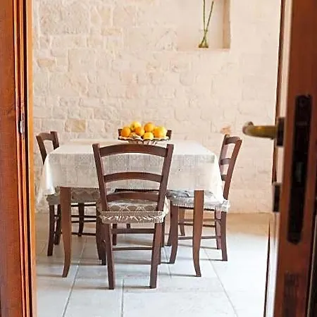 Pietra Rosa Apulian