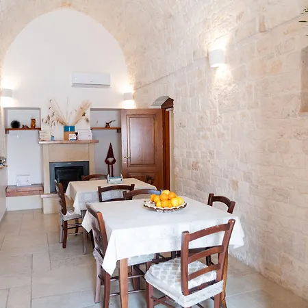 Pietra Rosa Apulian