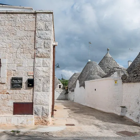 Pietra Rosa Apulian Alberobello